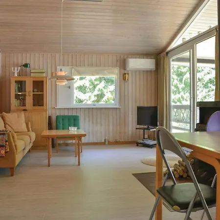 Three-bedroom Holiday In Semesterbostad *